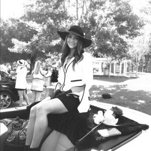 Meet your Posher, Madison